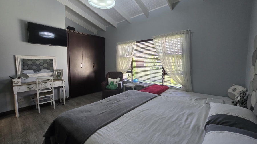 3 Bedroom Property for Sale in Woodland Hills Free State